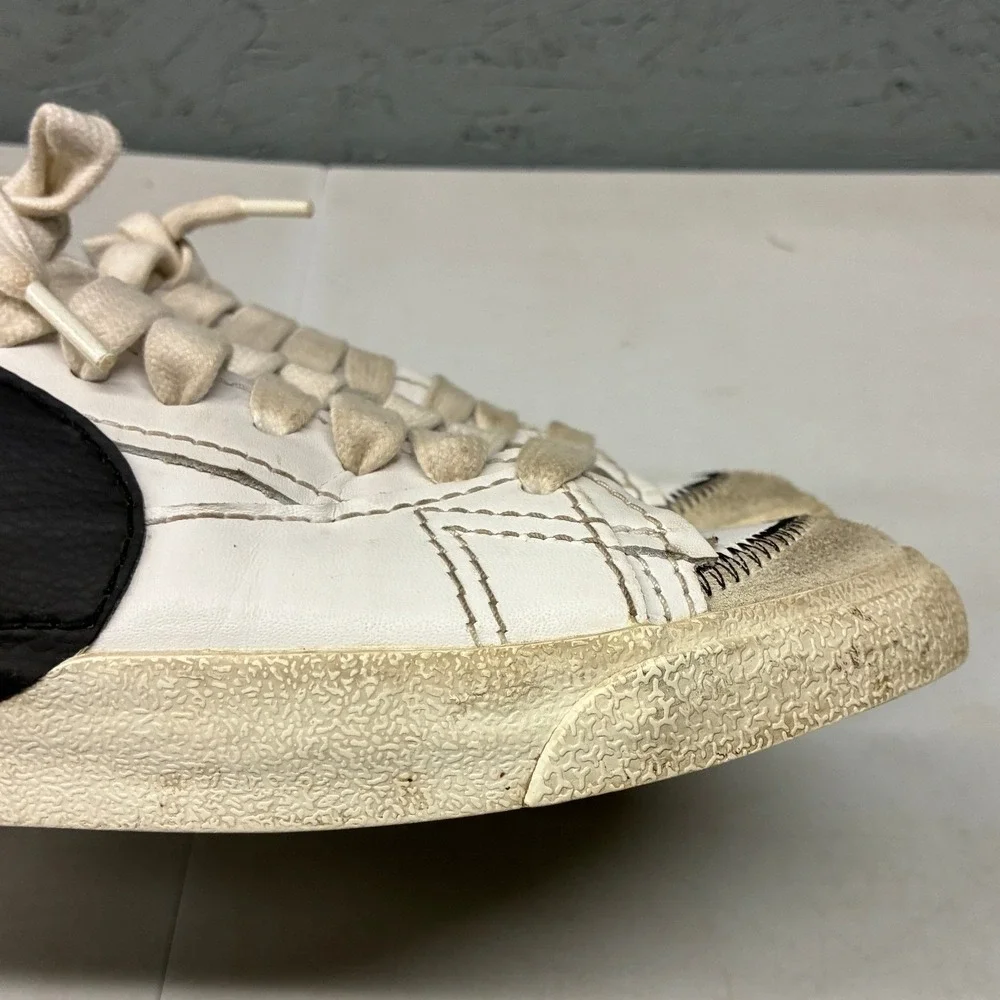 Nike Blazer Low 77 Jumbo Mens Size 11 White Black Sneakers DN2158-101 Casual